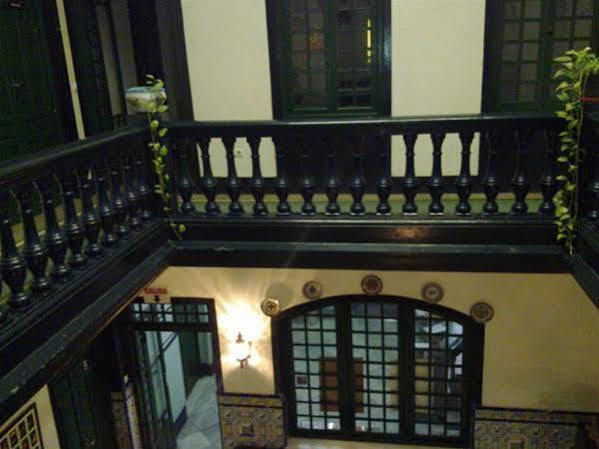 Hotel Cervantes Бадахос Экстерьер фото